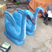 Tượng con thiên nga vườn cổ tích trường mầm non HB11-010