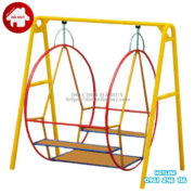 HB4-019-Du-treo-qua-tao-ghe-sat1 Xích đu mầm non ghế sắt hình quả táo cho nhiều bé cùng chơi HB4-019