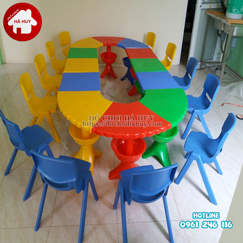 Nội, ngoại thất: Cách chọn bàn ăn phù hợp cho trẻ mầm non Ban-hinh-elip-dat-nan-12-ban-tt1