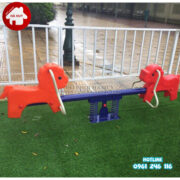 HB2-033 bap benh don 2 cho con cho do1 Bập bênh lò xo ngoài trời 2 chỗ con chó đỏ HB2-033