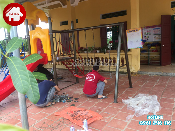 Lắp đặt nhà chòi cầu trượt, xích đu cho khách tại Quảng Ninh-1