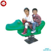 Thú nhún lò xo giá rẻ hình con cá sấu cho bé chơi thích thú HB2-350