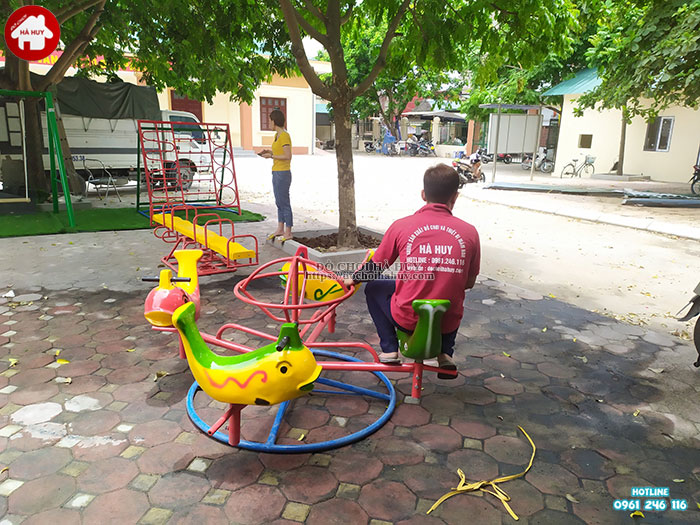 Lắp đặt đồ chơi ngoài trời cho bé cho trường mầm non tại Hà Nội-5