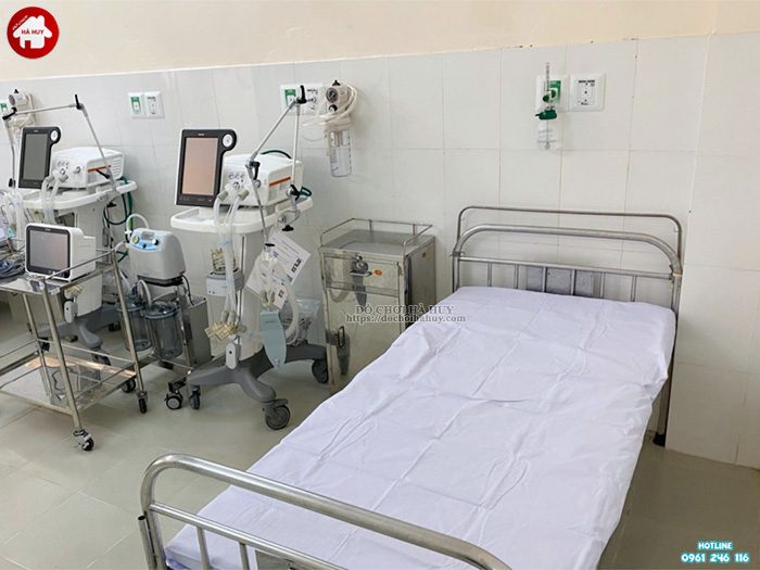 Tủ đầu giường bệnh viện bằng inox thiết bị y tế HD3-038