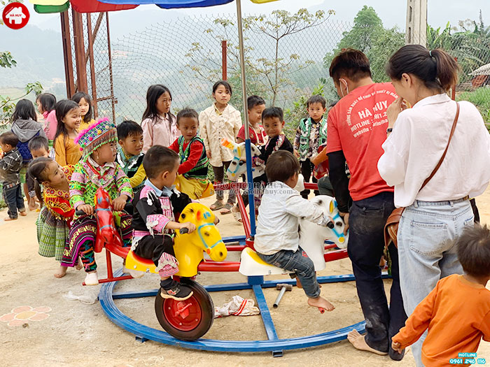 Sản xuất lắp đặt đồ chơi ngoài trời trường mầm non tại Cao Bằng