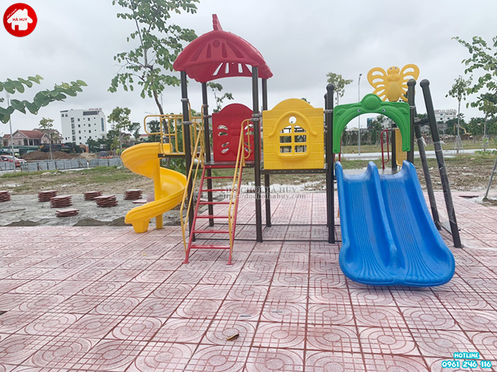 Lắp đặt đồ chơi ngoài trời cho công viên tại Đông Anh, Hà Nội