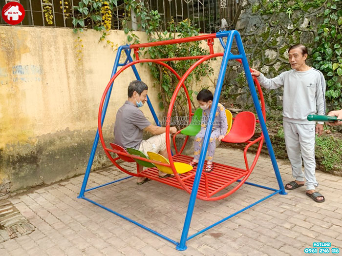 Lắp đặt sân chơi ngoài trời cho khu dân cư tại tỉnh Yên Bái