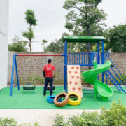 cau-truot-lien-hoan-kem-xich-du-ngoai-troi-hh-591 Cầu trượt liên hoàn kèm xích đu ngoài trời HH-591