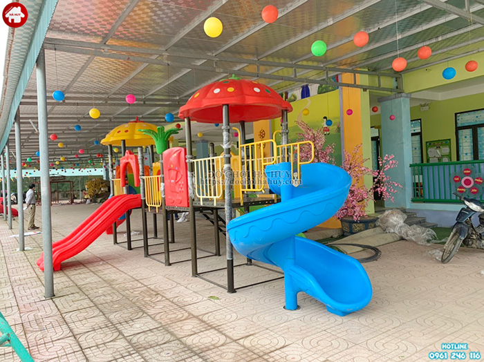 Lắp đặt đồ chơi ngoài trời cho trường mầm non tại Hà Tĩnh