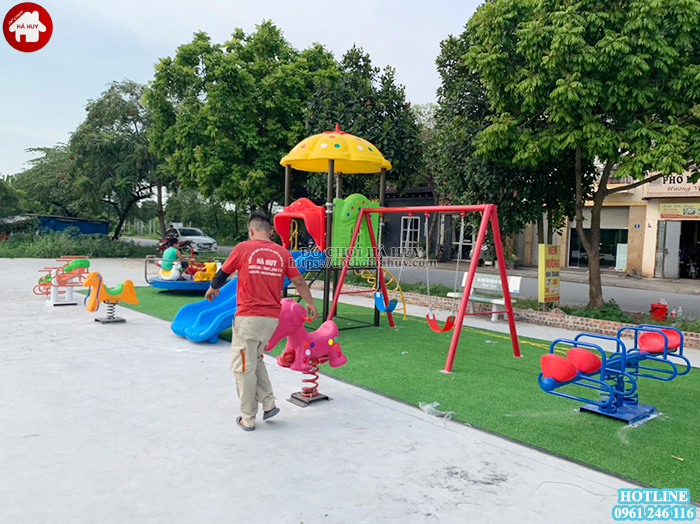 Thi công đồ chơi ngoài trời cho sân chơi trẻ em khu dân cư tại Gia Lâm, Hà Nội