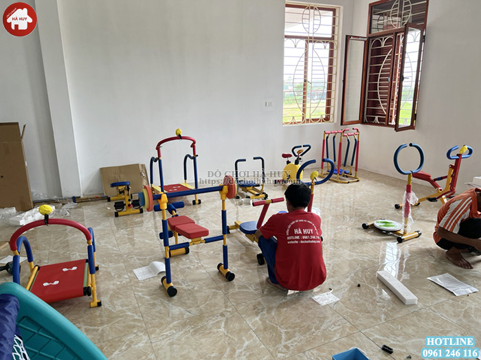 Thi công lắp đặt thiết bị - đồ chơi ngoài trời mầm non tại Bắc Ninh