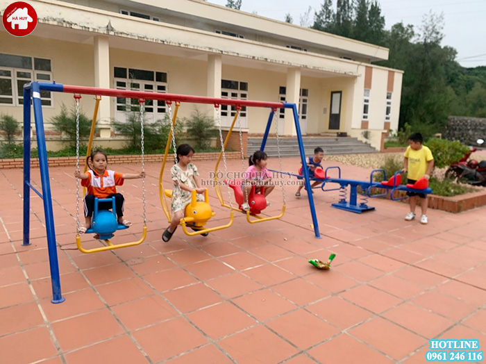 Lắp đặt đồ chơi ngoài trời cho các bé tại Huyện Đảo Cô Tô - Quảng Ninh